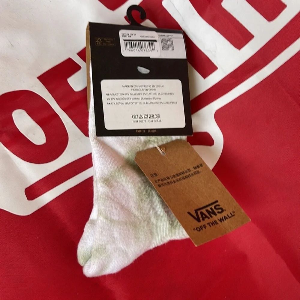 VANS “Off The Wall” Women’s socks  
NWT - Picture 7 of 16